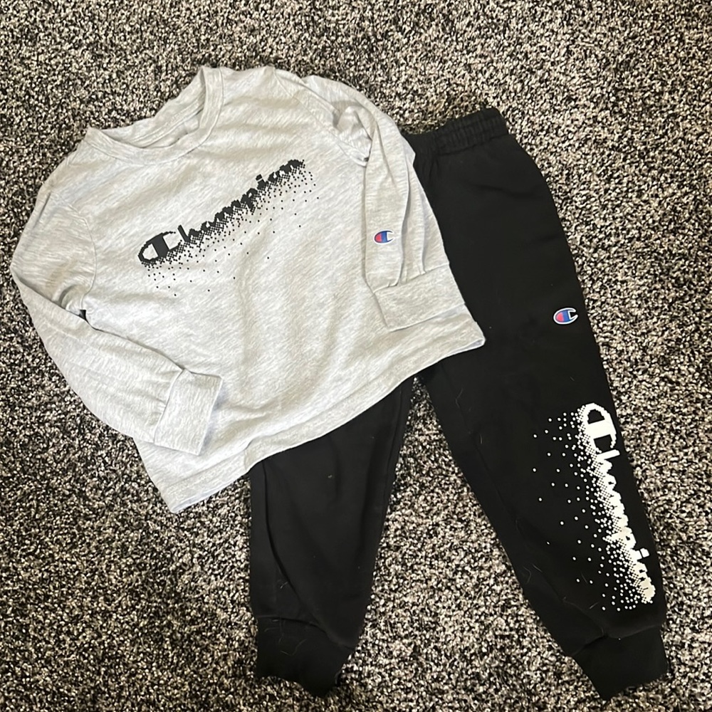 Champion Outfit